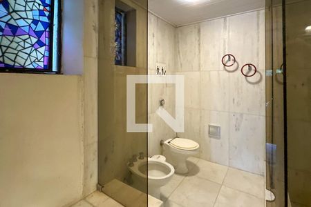 Casa à venda com 1800m², 11 quartos e 8 vagas Casa à venda com 1800m², 11 quartos e 8 vagasSuíte 07 - Casa 04