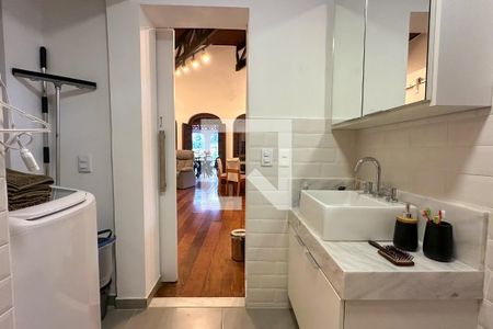 Casa à venda com 1800m², 11 quartos e 8 vagas Casa à venda com 1800m², 11 quartos e 8 vagasBanheiro - Casa 03