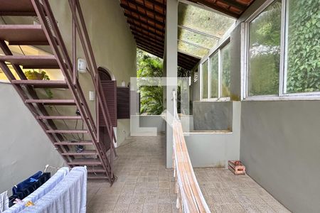 Casa à venda com 1800m², 11 quartos e 8 vagas Casa à venda com 1800m², 11 quartos e 8 vagasVaranda 02 - Casa 01