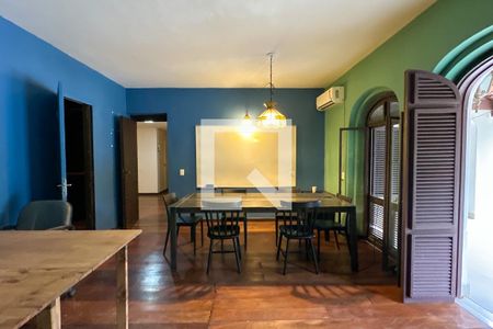 Casa à venda com 1800m², 11 quartos e 8 vagas Casa à venda com 1800m², 11 quartos e 8 vagasSuíte 07 - Casa 04