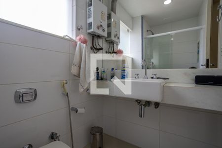 Apartamento à venda com 115m², 3 quartos e 2 vagasBanheiro Suite