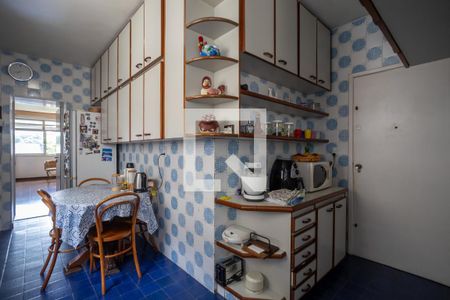 Apartamento à venda com 115m², 3 quartos e 2 vagasCozinha