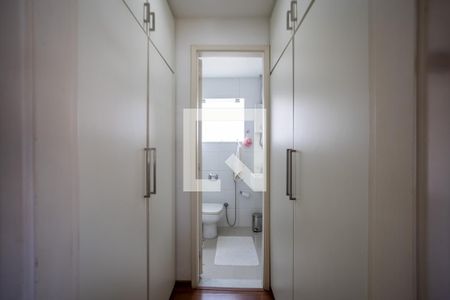 Apartamento à venda com 115m², 3 quartos e 2 vagasQuarto Suite Closet