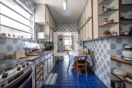 Apartamento à venda com 115m², 3 quartos e 2 vagasCozinha