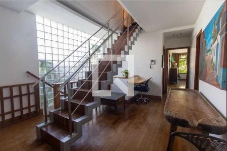 Apartamento à venda com 316m², 6 quartos e 2 vagas