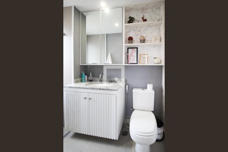 Apartamento à venda com 41m², 1 quarto e sem vaga Apartamento à venda com 41m², 1 quarto e sem vagaBanheiro