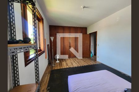 Casa à venda com 690m², 6 quartos e 3 vagas Casa à venda com 690m², 6 quartos e 3 vagasSuíte 1