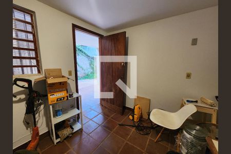 Casa à venda com 690m², 6 quartos e 3 vagas Casa à venda com 690m², 6 quartos e 3 vagasSuíte 2