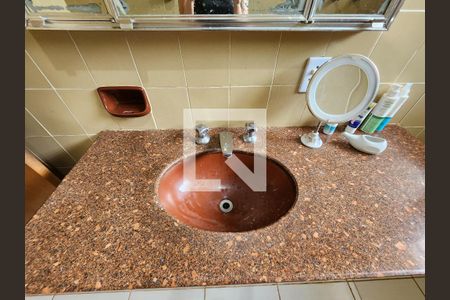 Casa à venda com 690m², 6 quartos e 3 vagas Casa à venda com 690m², 6 quartos e 3 vagasBanheiro Suíte 1