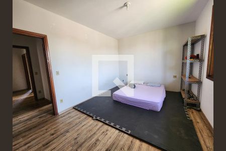 Casa à venda com 690m², 6 quartos e 3 vagas Casa à venda com 690m², 6 quartos e 3 vagasSuíte 1