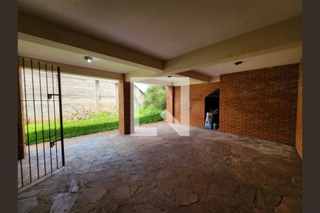 Casa à venda com 690m², 6 quartos e 3 vagas Casa à venda com 690m², 6 quartos e 3 vagasGaragem