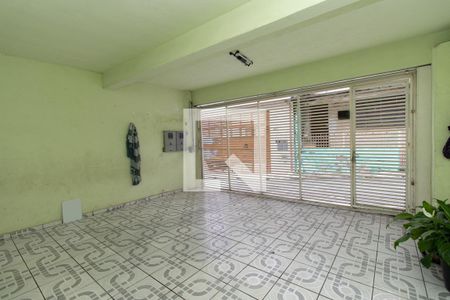 Casa à venda com 300m², 3 quartos e 2 vagas Casa à venda com 300m², 3 quartos e 2 vagasGaragem