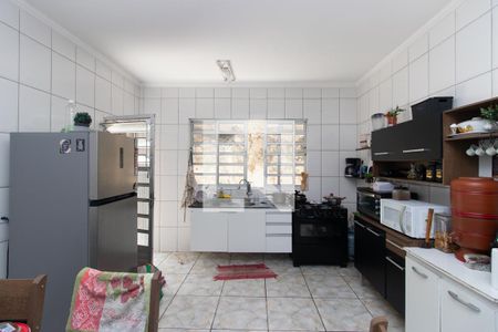 Casa à venda com 300m², 3 quartos e 2 vagas Casa à venda com 300m², 3 quartos e 2 vagasCozinha