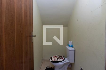 Casa à venda com 300m², 3 quartos e 2 vagas Casa à venda com 300m², 3 quartos e 2 vagasLavabo