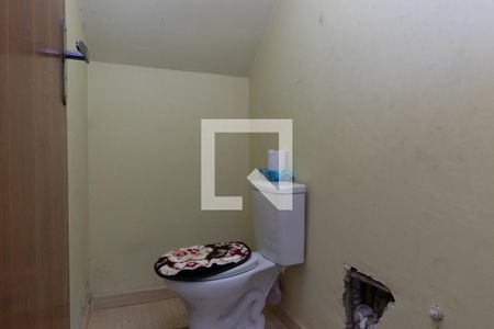 Casa à venda com 300m², 3 quartos e 2 vagas Casa à venda com 300m², 3 quartos e 2 vagasLavabo