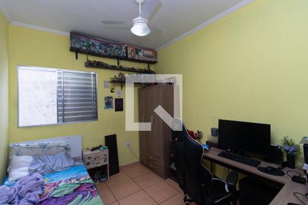 Casa à venda com 300m², 3 quartos e 2 vagas Casa à venda com 300m², 3 quartos e 2 vagasQuarto 2