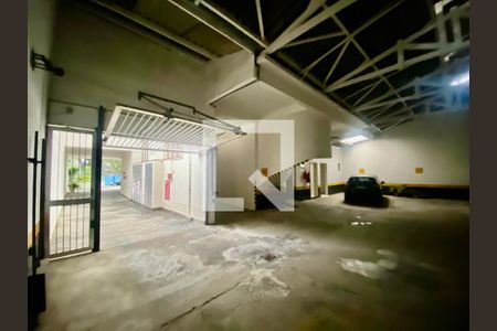Apartamento à venda com 129m², 2 quartos e 1 vaga Apartamento à venda com 129m², 2 quartos e 1 vagaÁrea comum