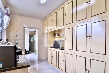 Apartamento à venda com 129m², 2 quartos e 1 vaga Apartamento à venda com 129m², 2 quartos e 1 vagaCozinha