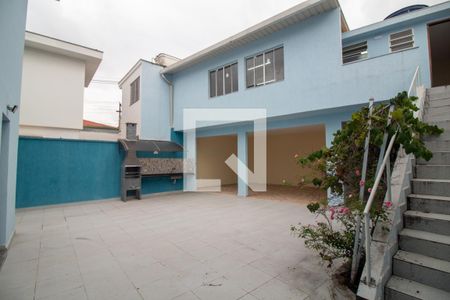 Casa à venda com 249m², 3 quartos e 4 vagas Casa à venda com 249m², 3 quartos e 4 vagasQuintal / Churrasqueira / Salão de Festas