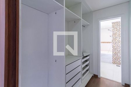 Apartamento à venda com 262m², 4 quartos e 3 vagas Apartamento à venda com 262m², 4 quartos e 3 vagasCloset da suíte 3