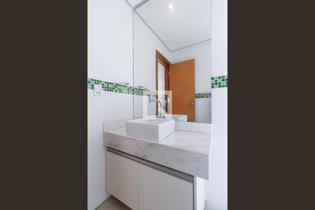 Apartamento à venda com 262m², 4 quartos e 3 vagas Apartamento à venda com 262m², 4 quartos e 3 vagasCobertura - Banheiro da suíte 4