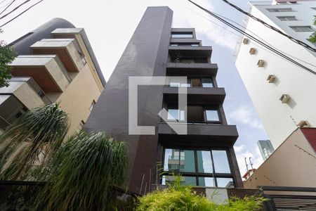 Apartamento à venda com 262m², 4 quartos e 3 vagas Apartamento à venda com 262m², 4 quartos e 3 vagasFachada