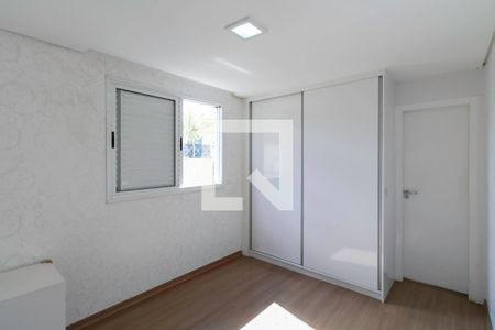 Apartamento à venda com 262m², 4 quartos e 3 vagas Apartamento à venda com 262m², 4 quartos e 3 vagasSuíte 2