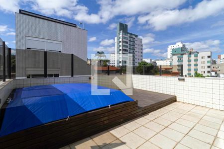 Apartamento à venda com 262m², 4 quartos e 3 vagas Apartamento à venda com 262m², 4 quartos e 3 vagasCobertura