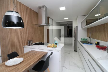 Apartamento à venda com 200m², 3 quartos e 2 vagasCozinha