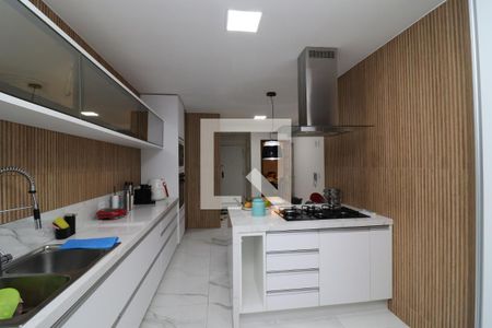Apartamento à venda com 200m², 3 quartos e 2 vagasCozinha