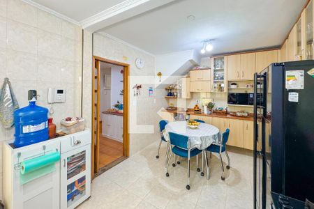 Casa à venda com 115m², 3 quartos e 3 vagas Casa à venda com 115m², 3 quartos e 3 vagasCozinha