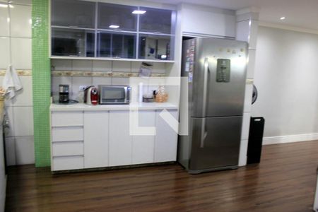 Casa à venda com 180m², 4 quartos e 2 vagasCozinha