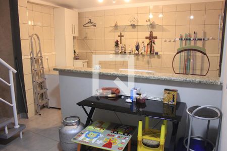 Casa à venda com 180m², 4 quartos e 2 vagasCozinha da edícula