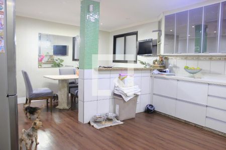Casa à venda com 180m², 4 quartos e 2 vagasCozinha