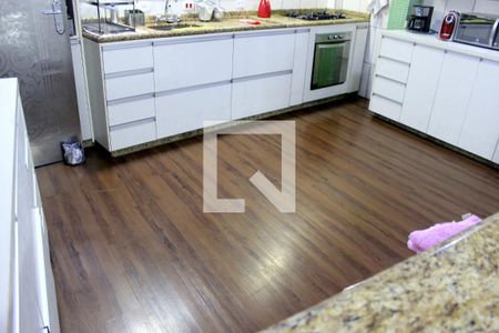 Casa à venda com 180m², 4 quartos e 2 vagasCozinha