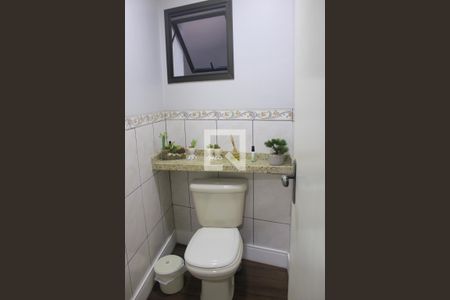 Casa à venda com 180m², 4 quartos e 2 vagasLavabo