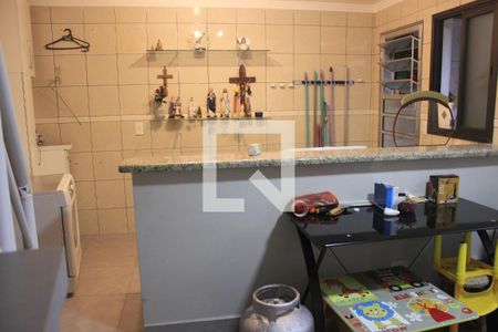 Casa à venda com 180m², 4 quartos e 2 vagasCozinha da edícula