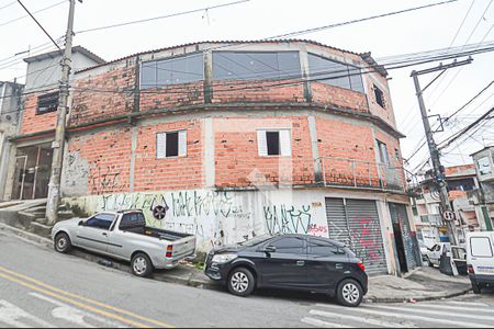 Casa à venda com 401m², 3 quartos e 1 vaga Casa à venda com 401m², 3 quartos e 1 vagaFachada