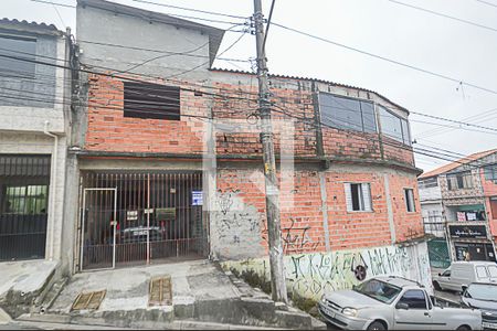 Casa à venda com 401m², 3 quartos e 1 vaga Casa à venda com 401m², 3 quartos e 1 vagaFachada