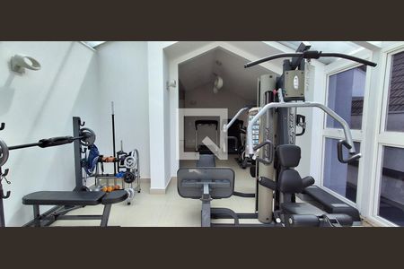 Casa à venda com 486m², 4 quartos e 4 vagas Casa à venda com 486m², 4 quartos e 4 vagasAcademia