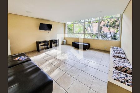 Apartamento à venda com 70m², 3 quartos e 2 vagasLan House