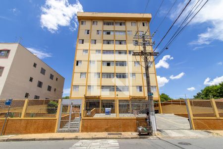 Apartamento à venda com 79m², 2 quartos e 1 vaga Apartamento à venda com 79m², 2 quartos e 1 vagaFachada