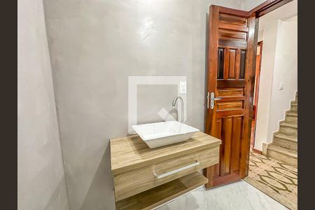 Casa de condomínio à venda com 256m², 3 quartos e 1 vaga Casa de condomínio à venda com 256m², 3 quartos e 1 vagaBanheiro