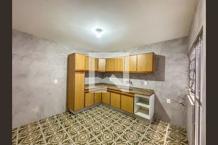 Casa de condomínio à venda com 256m², 3 quartos e 1 vaga Casa de condomínio à venda com 256m², 3 quartos e 1 vagaCozinha