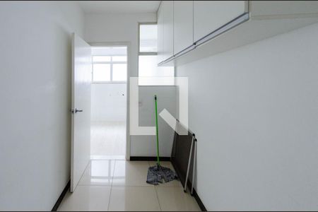 Apartamento para alugar com 150m², 4 quartos e 2 vagas Apartamento para alugar com 150m², 4 quartos e 2 vagasQuarto de serviço