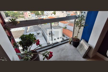 Apartamento à venda com 66m², 2 quartos e 1 vaga Apartamento à venda com 66m², 2 quartos e 1 vagaSacada