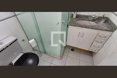 Apartamento à venda com 66m², 2 quartos e 1 vaga Apartamento à venda com 66m², 2 quartos e 1 vagaBanheiro Suíte