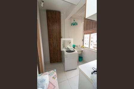 Apartamento à venda com 142m², 3 quartos e sem vagaÁrea de Serviço