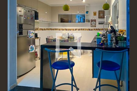 Casa de condomínio à venda com 92m², 2 quartos e 1 vaga Casa de condomínio à venda com 92m², 2 quartos e 1 vagaCozinha