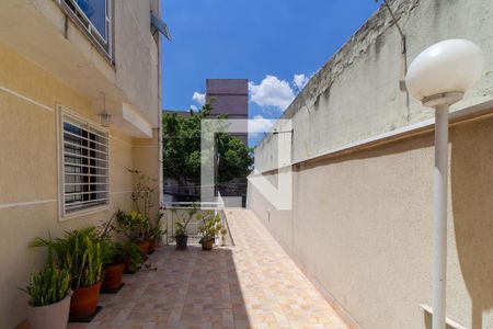 Casa de condomínio à venda com 92m², 2 quartos e 1 vaga Casa de condomínio à venda com 92m², 2 quartos e 1 vagaÁrea comum